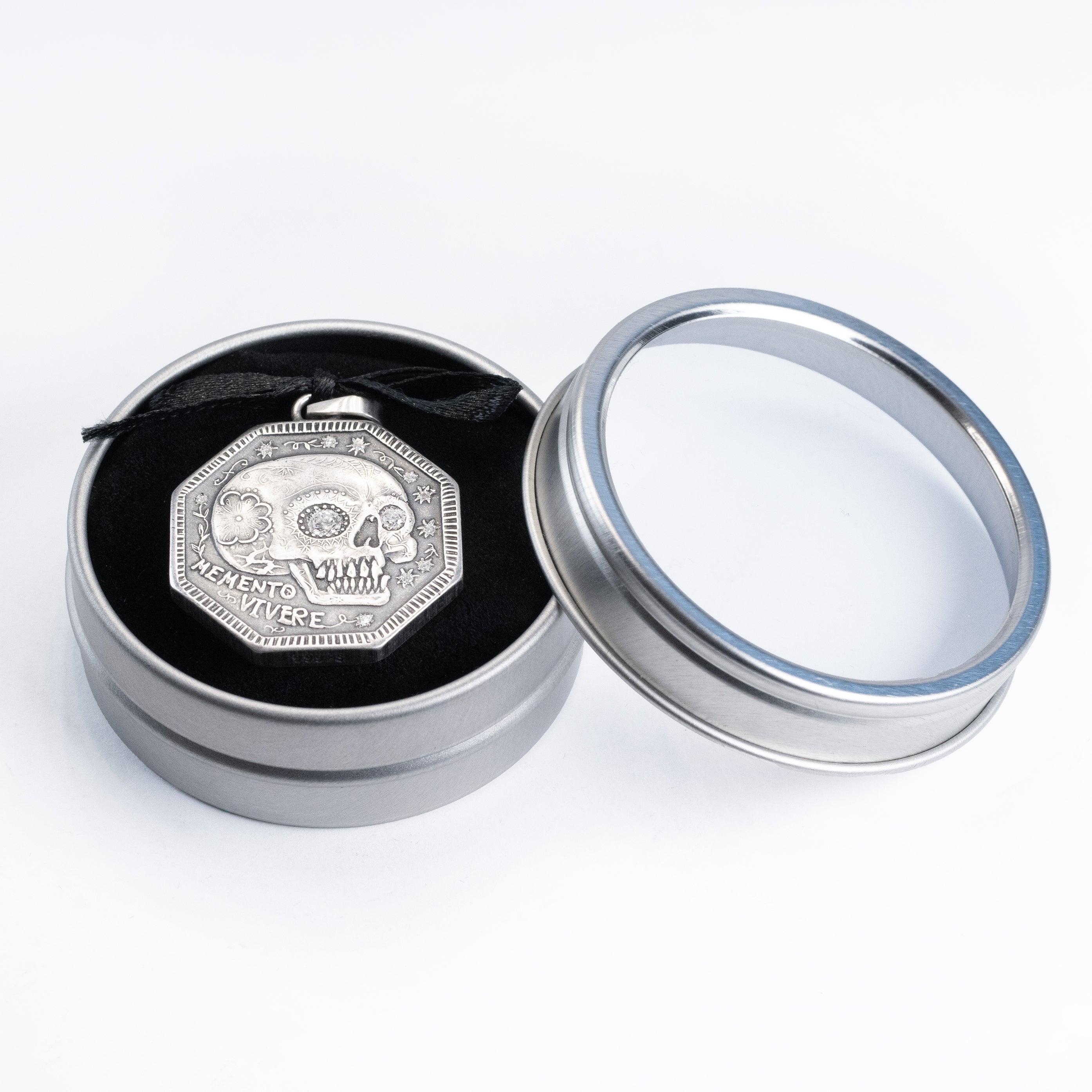 Memento Mori - Silver with White Diamond & Black Diamond Eyes + Metal Tin