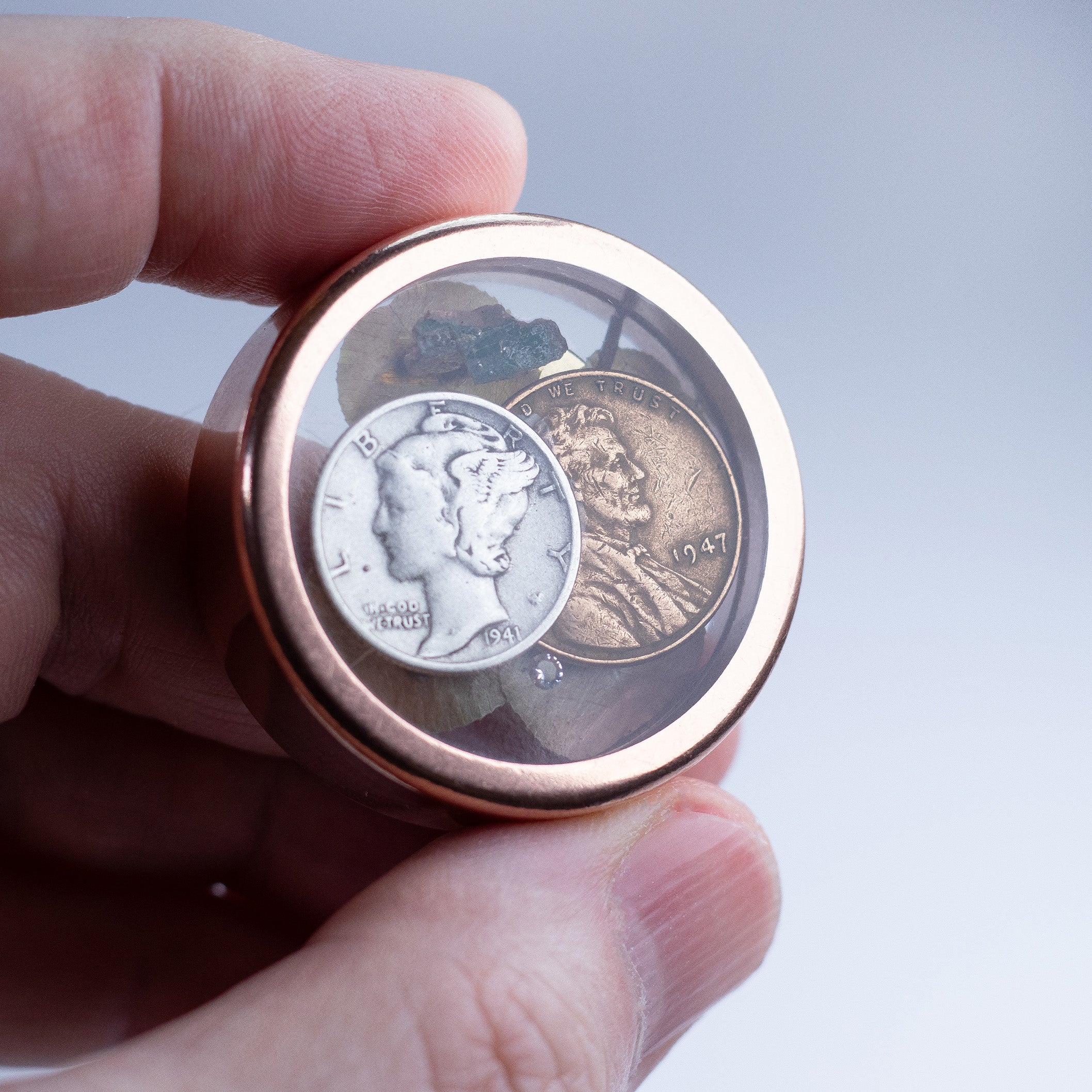 Extremely Lucky Coin | 4 Leaf Clover