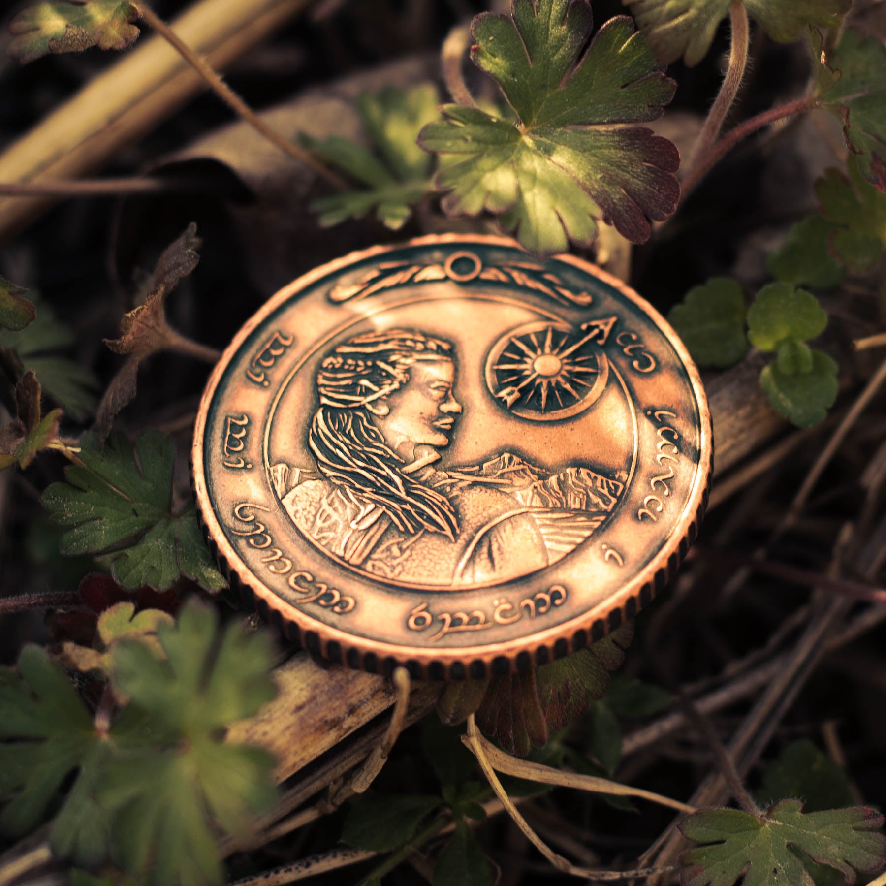Middle Earth™ Wayfinder in solid Copper