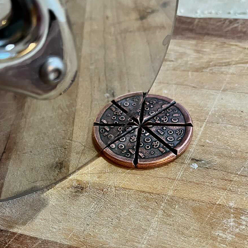 Pizzas of Eight Breakable Supreme Pizza Coin with two Tiny Pizza Boxes