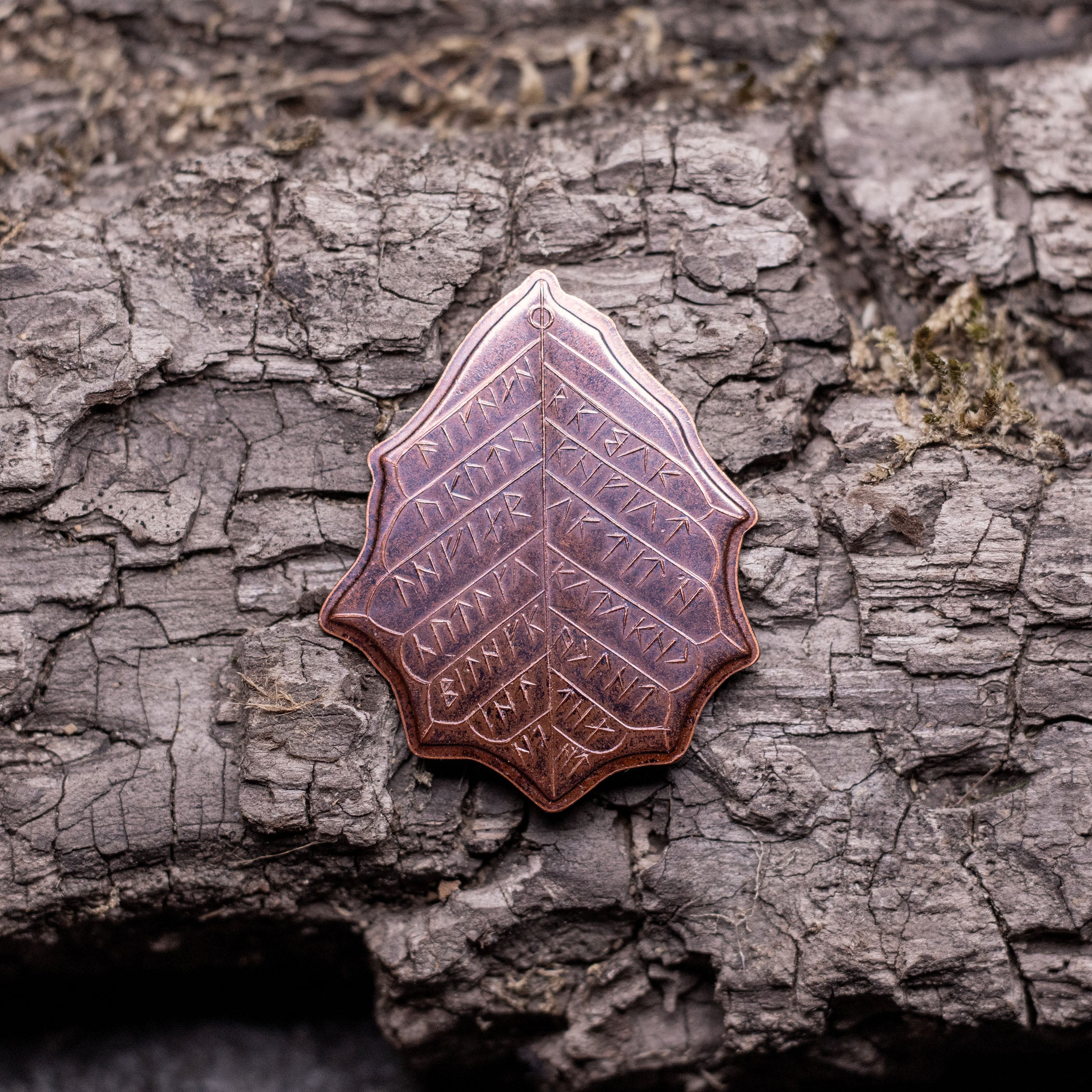 Elvish Fall Leaf of Holly