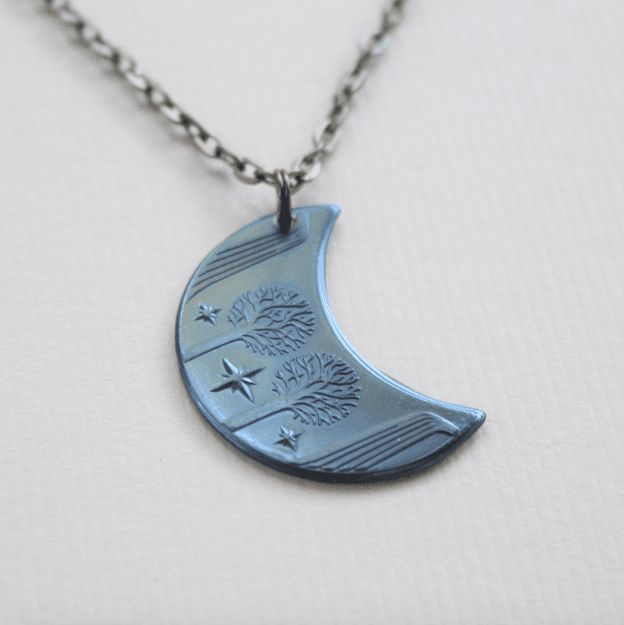 RIVENDELL™ MITHRIL™ Blue Moon Necklace